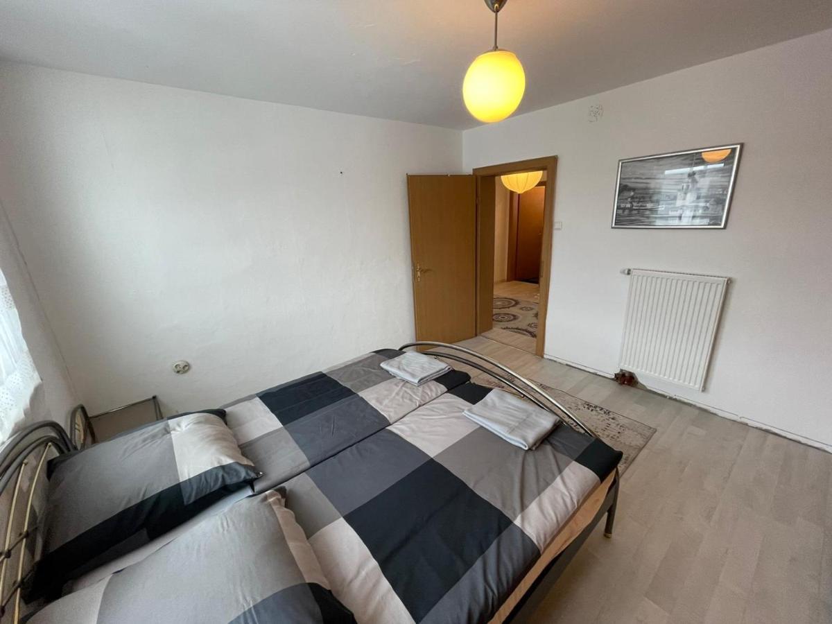 Guntia Apartment Mit Grossem Garten Guenzburg Exterior photo